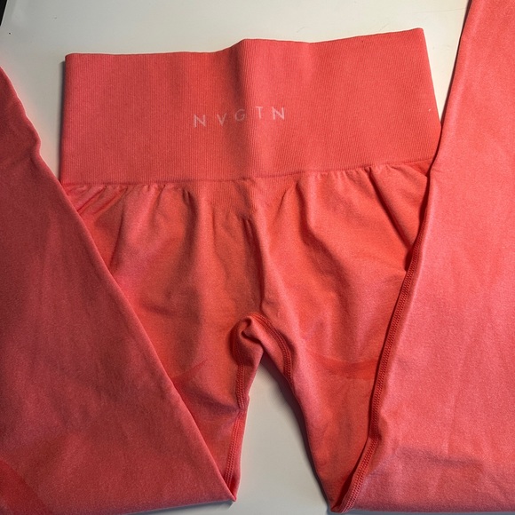Coral contour seamless nvgtn leggings - Picture 4 of 6